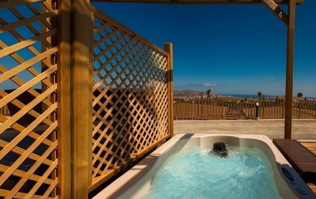 Polynesian jacuzi yacht club premium Magic Natura Animal, Waterpark Resort Benidorm